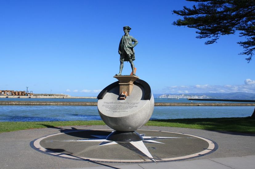 monument of Captain James Cook, tree, landscape, water, buildings
