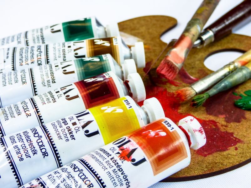 Paint brushes and paint tubes