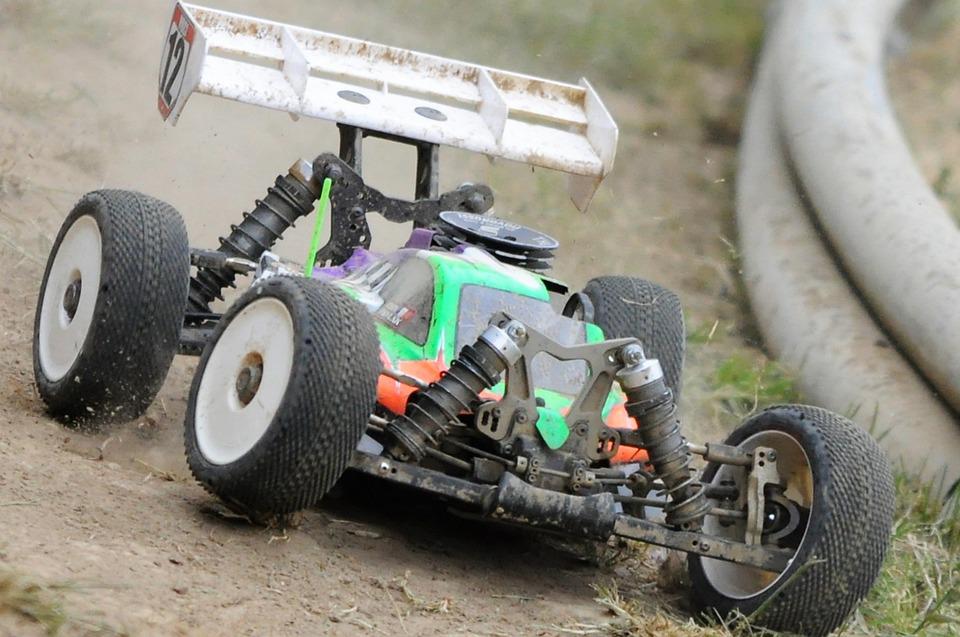 RC buggy for off-road racing
