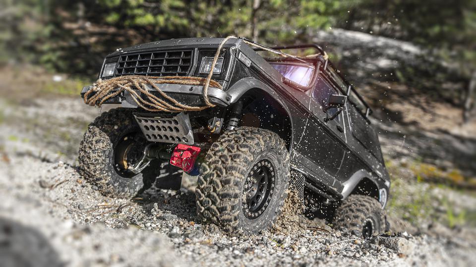 RC pickup truck