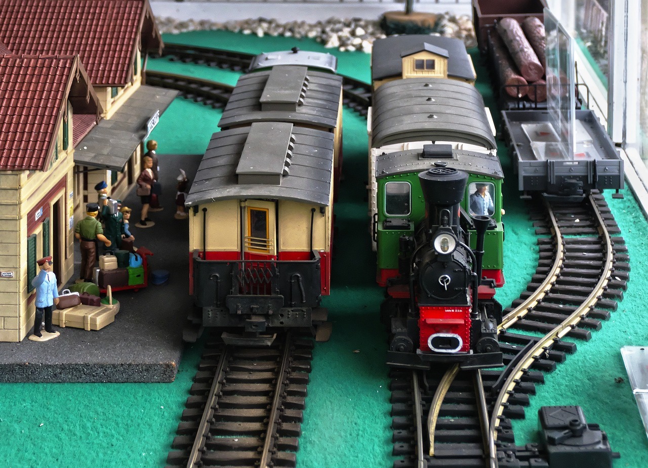 medium-scale model trains