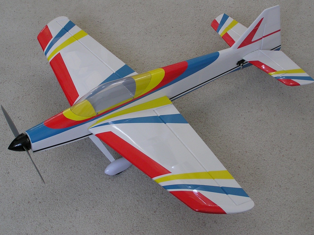 aerobatic RC plane