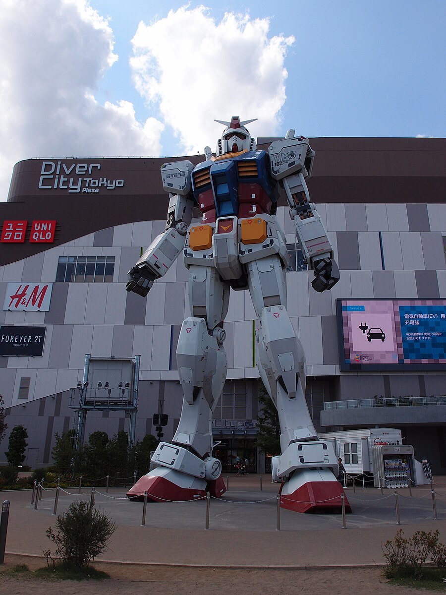 Giant Gundam