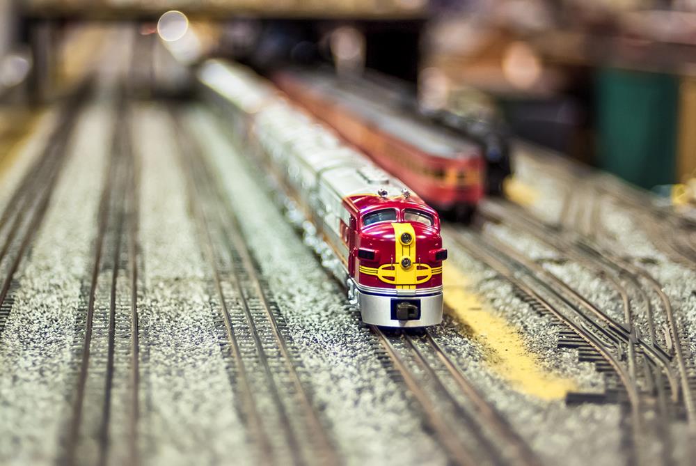 Model railway train set